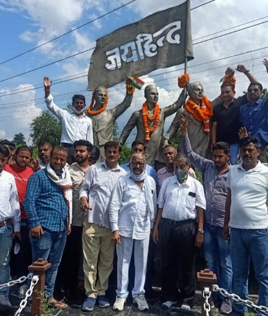 हरिद्वार: शहीद भगत सिंह की जयंती पर अम्बरीष कुमार विचार मंच ने दी श्रद्धांजलि