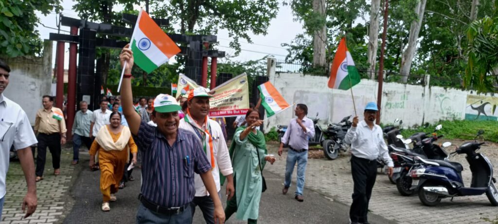 हिमालयन राजकीय महाविद्यालय कोटद्वार में धूमधाम से मनाया स्वतंत्रता दिवस समारोह