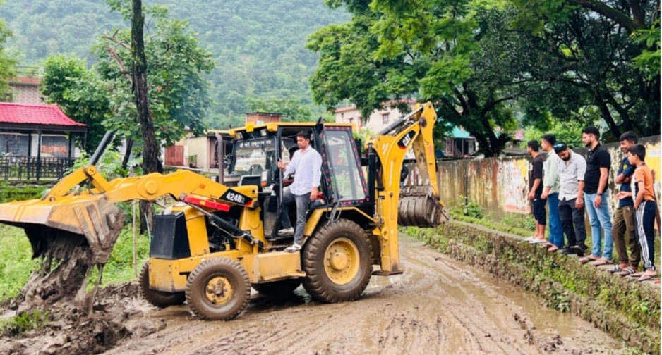 बादल फटने से रायपुर क्षेत्र के मालदेवता रायपुर में दिखा तबाही का मंजर