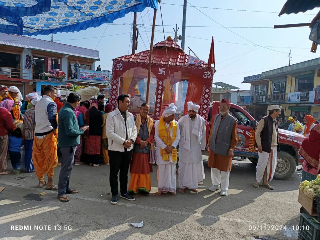 न्याय के देवता पहुंचे घंटाकर्ण मंदिर गजा, श्रद्धालुओं ने किया स्वागत