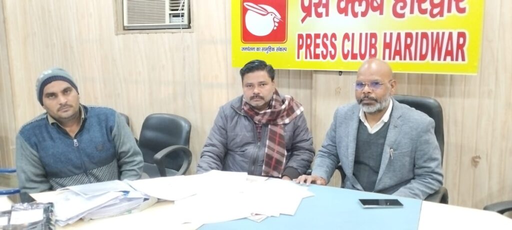 हरिद्वार: उद्योगपति तोष जैन व उनकी पत्नि मोनिका जैन कर रहे जमीन को खुर्दबुर्द करने का प्रयास- एड० अरविन्द श्रीवास्तव