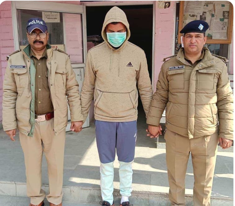 हरिद्वार:रोशनाबाद स्पोट्स कैम्प में एक नाबालिक महिला हॉकी खिलाड़ी के साथ दुष्कर्म मामले में आरोपी गिरफ्तार