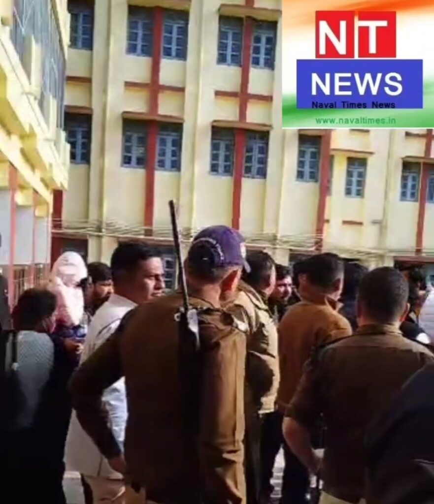 हरिद्वार: ज्वालापुर वार्ड 32 में फर्जी वोटिंग को लेकर भिड़े पक्ष, बुलानी पडी़ फोर्स