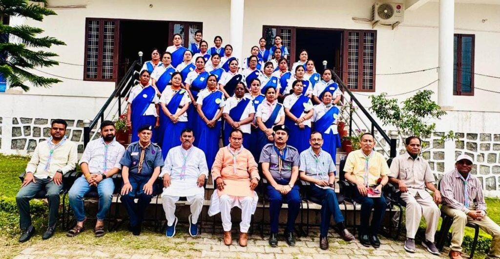 स्काउट ईज दा साईनस आफ़ आउटींग- डॉ धन सिंह रावत   
