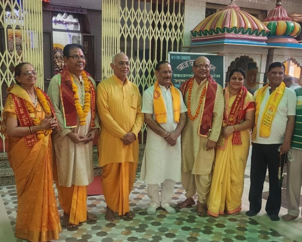 गायत्री शक्तिपीठ कोटा में भारत व भारतीय सेना के बहादुर जवानों के लिए विशेष प्रार्थना आयोजित
