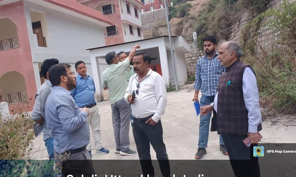 महाविद्यालय पैठाणी में पीएम ऊषा के अंतर्गत होने वाले निर्माण कार्यों के लिए विशेषज्ञों ने किया निरीक्षण