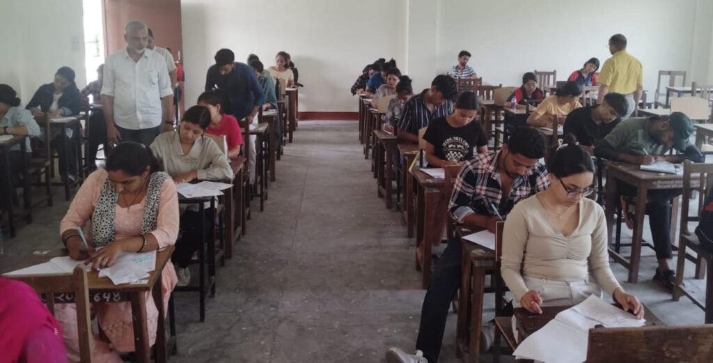 परीक्षाओं का संचालन पारदर्शी और निष्पक्ष तरीके से किया : प्रो. सी.एस. नेगी