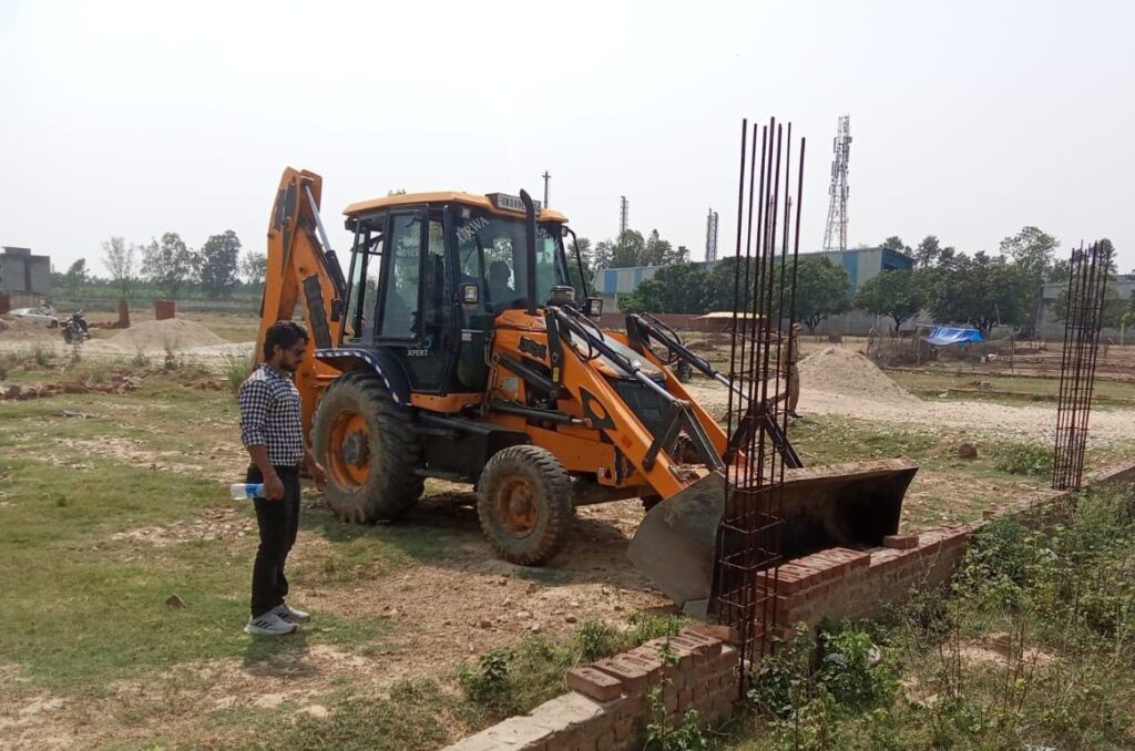 हरिद्वार :एचआरडीए ने अनधिकृत विभिन्न काॅलोनियों को मौके पर किया ध्वस्त