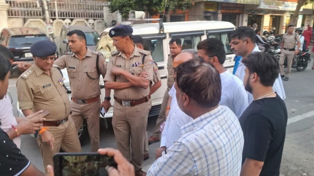 उत्तरी हरिद्वार में कैलाश गली के पास सरेआम हुई गोलीबारी से मचा हड़कंप