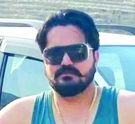 जन्मदिन के दिन 35 वर्षीय युवक ने गोली मारकर की आत्महत्या