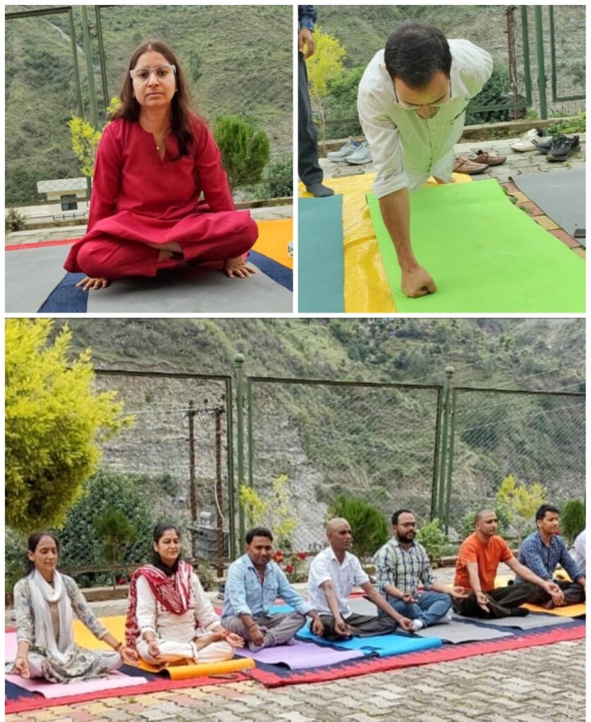 महाविद्यालय थत्यूड़ टिहरी गढ़वाल में मनाया गया योग दिवस