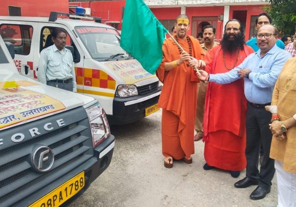 शिवभक्तों की सेवा करना संतों और संस्थाओं का कर्तव्य-स्वामी कैलाशानंद गिरी