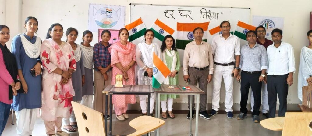 राजकीय महाविद्यालय चूड़ीयाला में राखी, झंडा निर्माण, एवं बैज प्रतियोगिता आयोजित