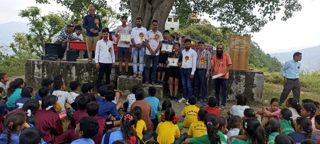 गजा: संकुल मणगांव के छात्र छात्राओं की क्रीड़ा प्रतियोगिता “जूनियर पेंदार्स चैंपियन” का हुआ आयोजन