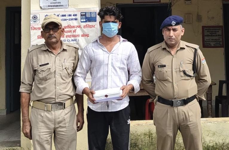 हरिद्वार: कनखल में कई जगह फायरिंग करने वाला पिल्ला गैंग का सरगना गिरफ्तार, L.L.B. का छात्र है आरोपी