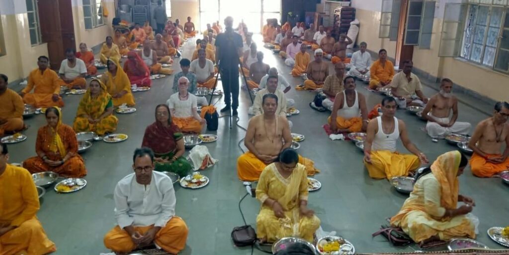 गायत्री शक्तिपीठ विज्ञान कोटा में सामुहिक श्राद्धकर्म तर्पण सम्पन्न