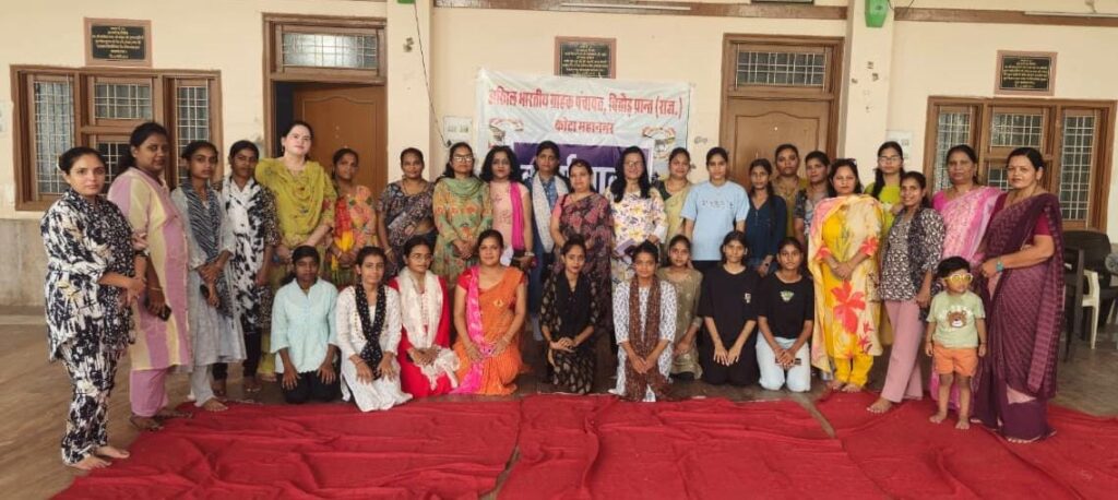 कोटा: ऑपरेशन मेहंदी विषय पर मातृशक्ति ने बढ़ चढ़कर लिया हिस्सा, प्रशिक्षण कार्यक्रम में दिये अपने सुझाव