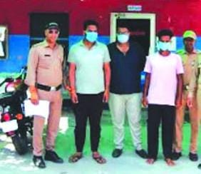हरिद्वार: लक्सर क्षेत्र में पृथ्वीराज चौहान की मूर्ति स्थापना को लेकर जमकर बवाल, तीन गिरफ्तार