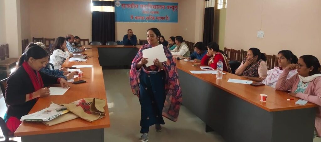 महाविद्यालय थत्यूड में शिक्षक एवं कर्मचारीयो के लिए माइंडफुलनेस क्लब का शुभारम्भ